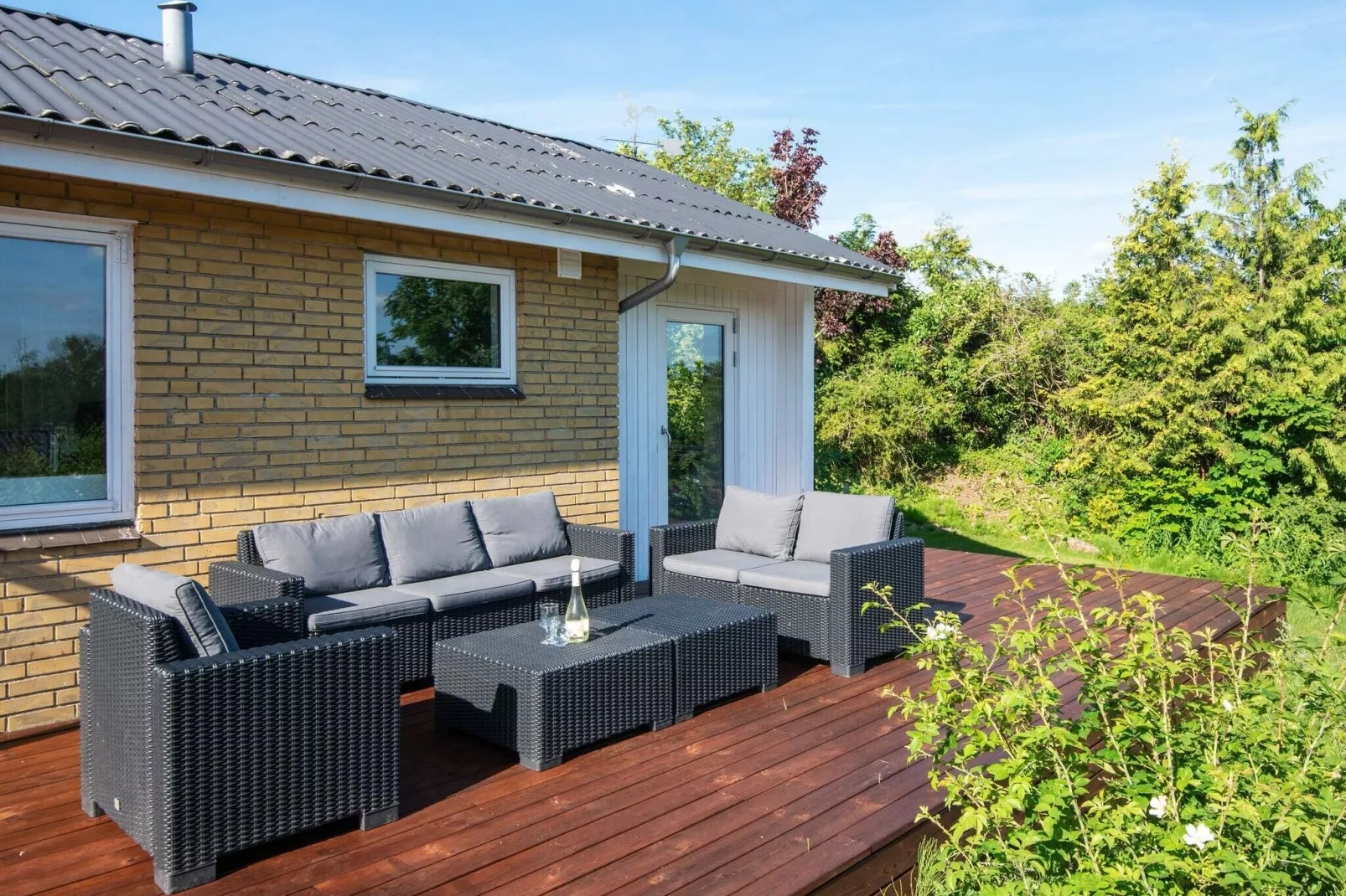 8 person holiday home in Rønde-Outdoor