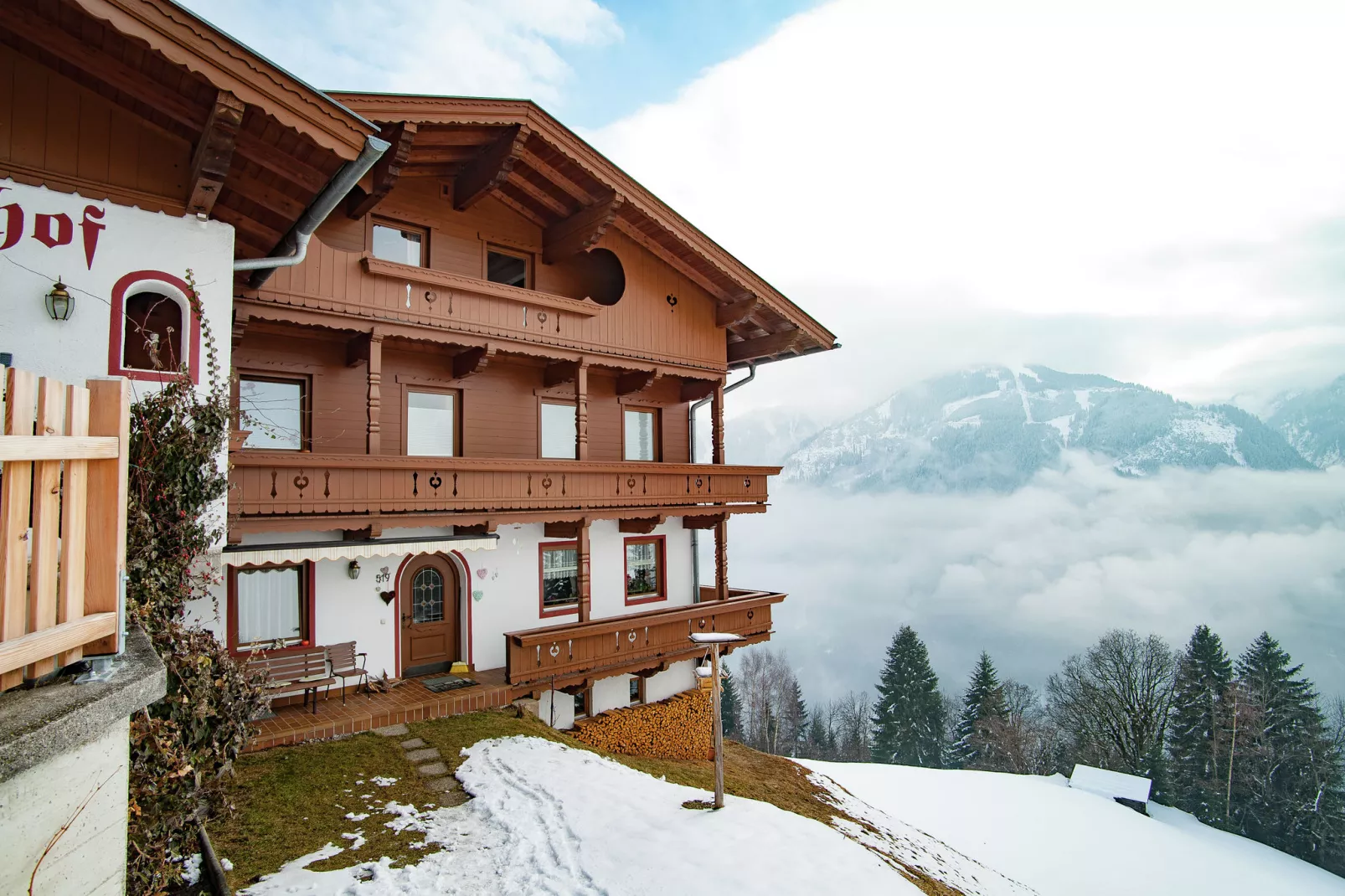 Honsnerhof-Exterior winter
