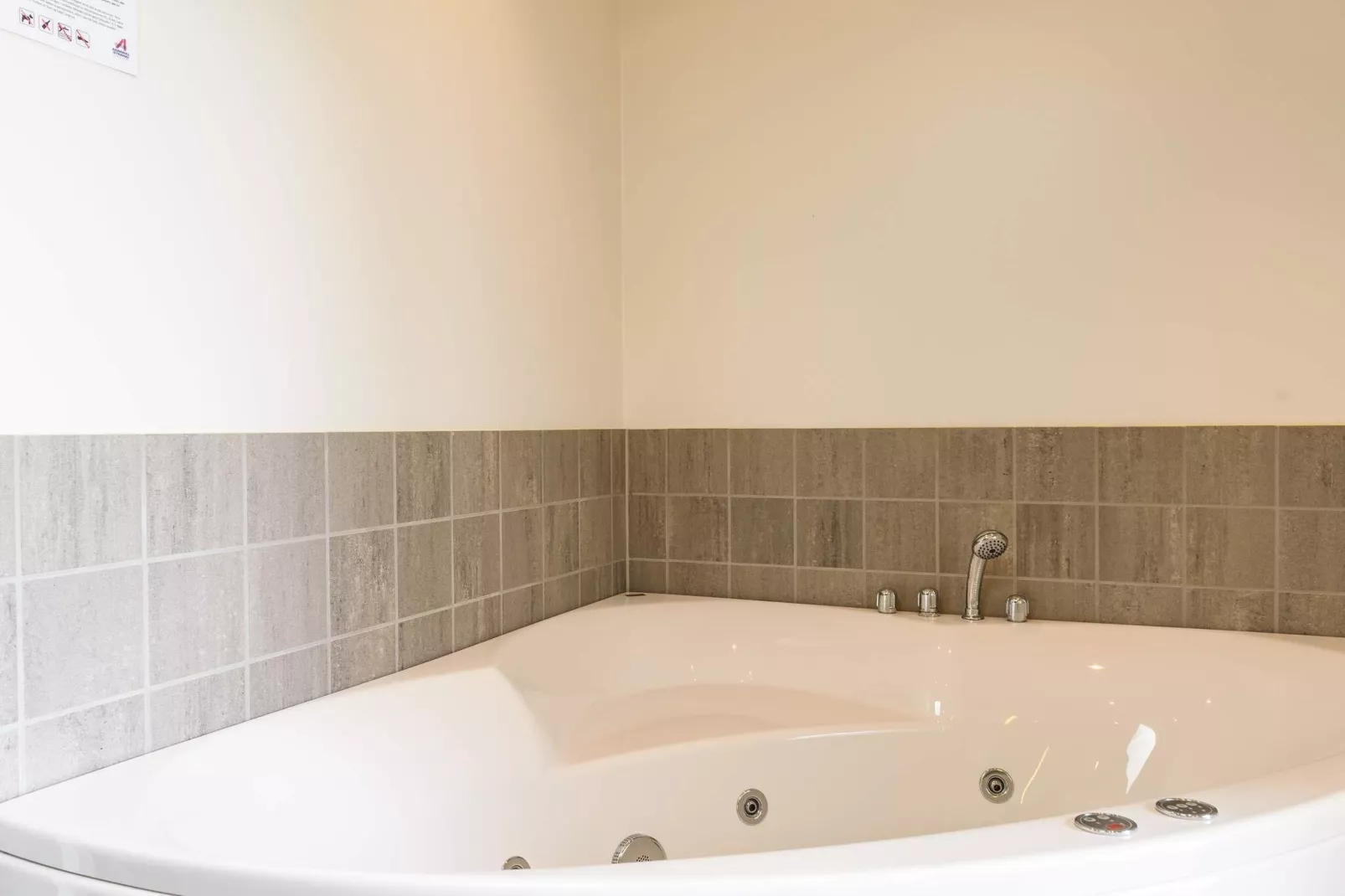 Maison de vacances pour 6 a Henne-Spa