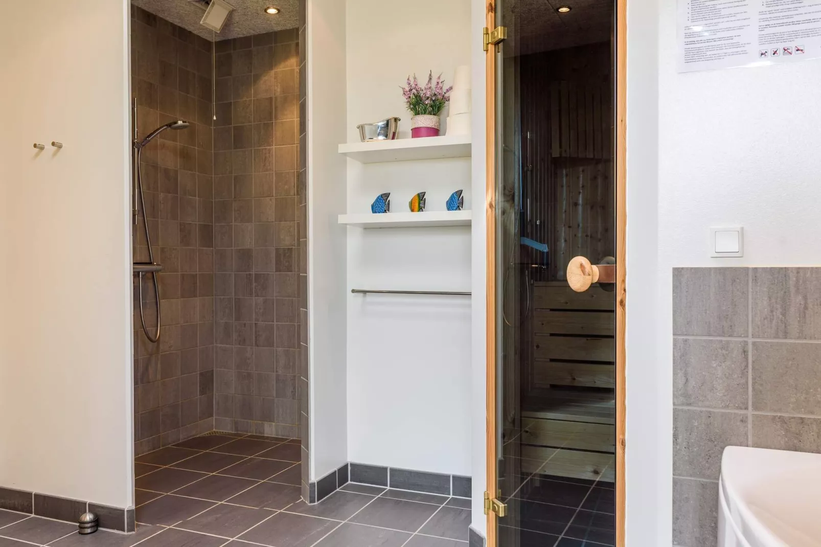 Maison de vacances pour 6 a Henne-Intérieur
