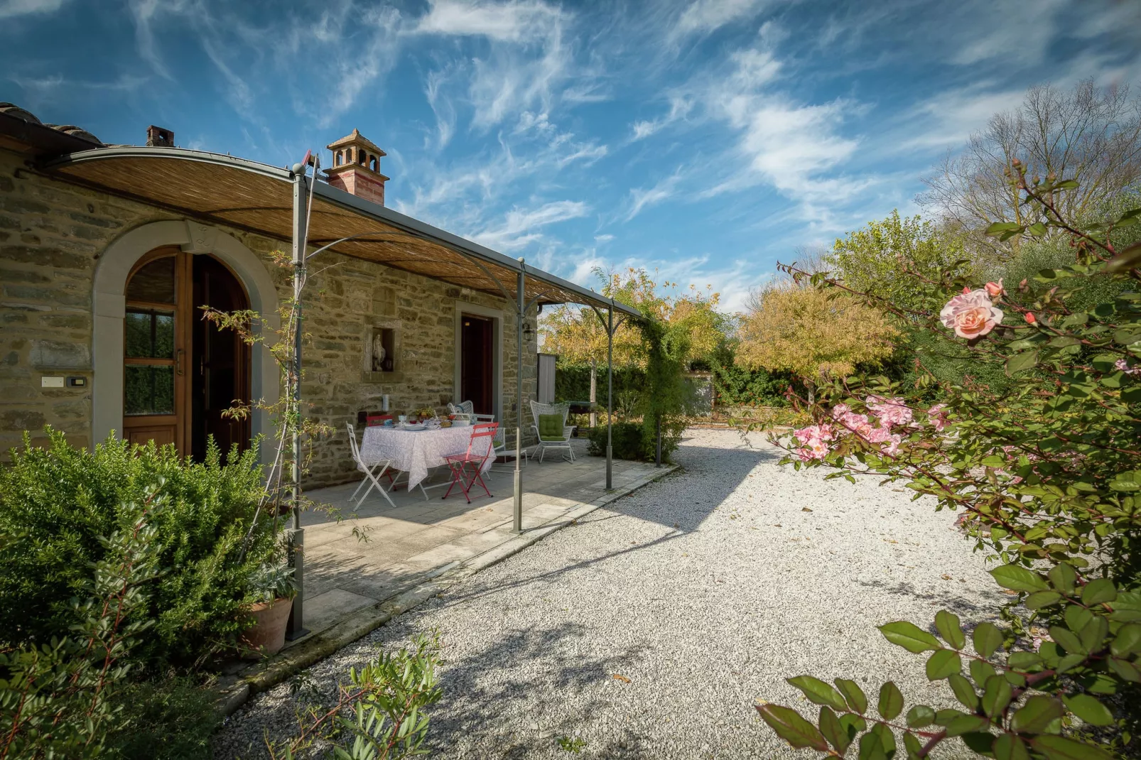 Casina la Graziosa-Exterior summer