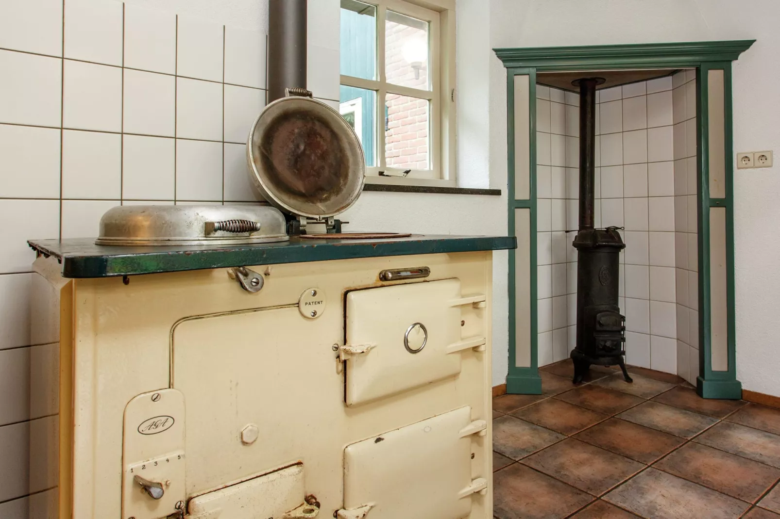 Landhoeve buitenman-Kitchen