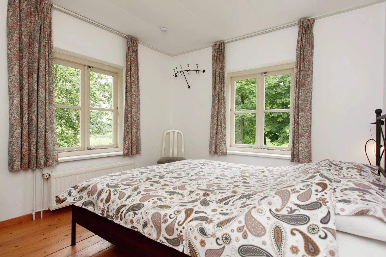 Landhoeve buitenman-Bedroom