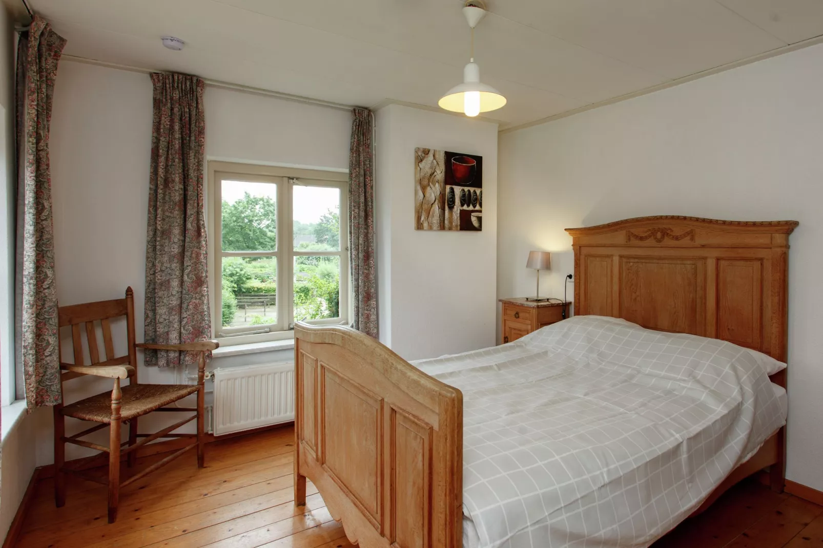 Landhoeve buitenman-Bedroom