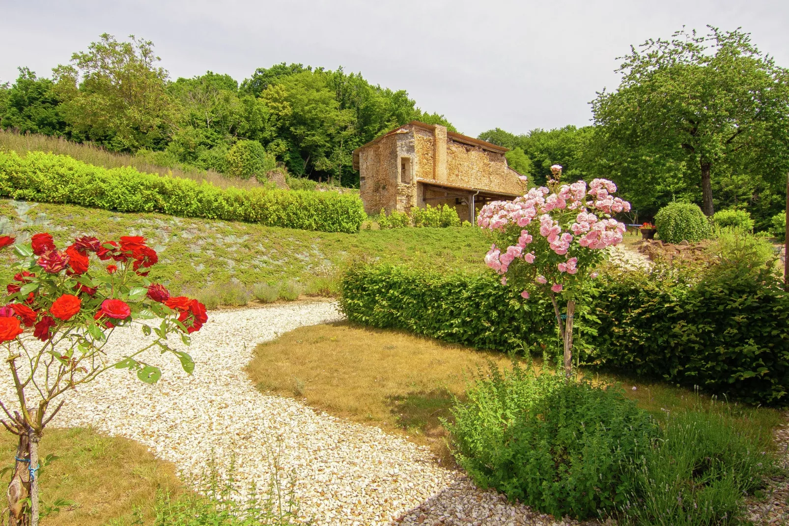 La Belle Cour-View summer