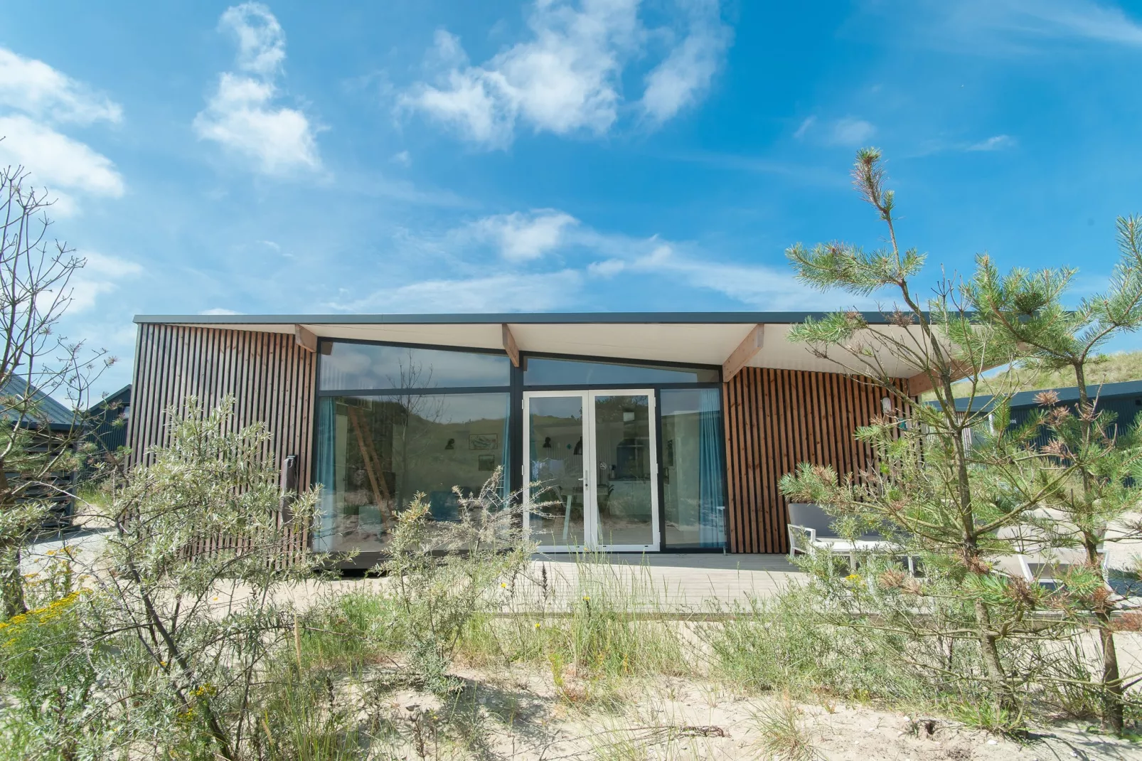 Sea Lodges Bloemendaal 5-Exterior summer