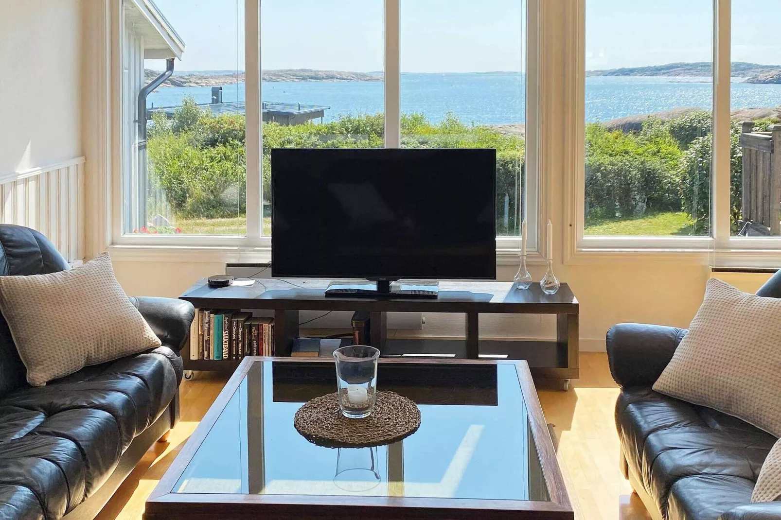12 person holiday home in LYSEKIL-By Traum-Indoor