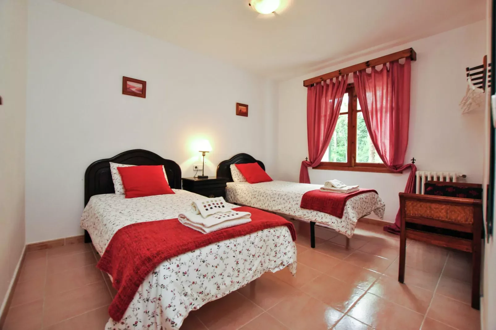 Es Costeret-Bedroom