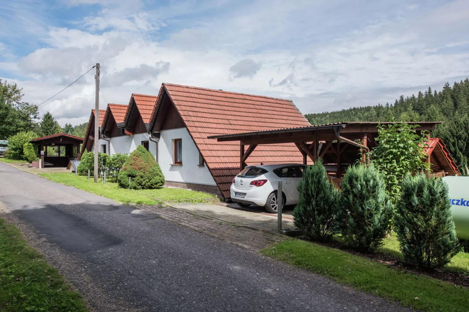 Ferienhaus im Thüringer Wald-Exterior summer