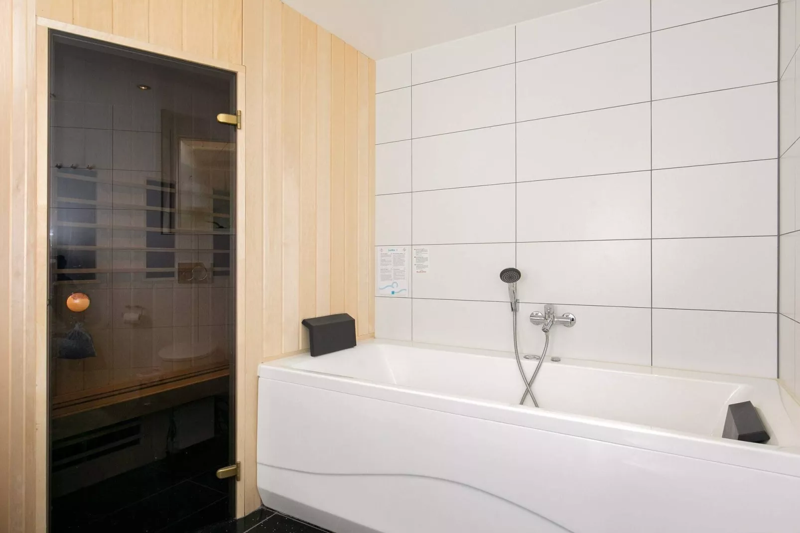 10 person holiday home in Brovst