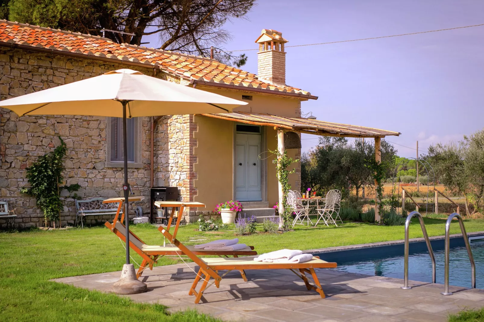 Nido-Exterior summer
