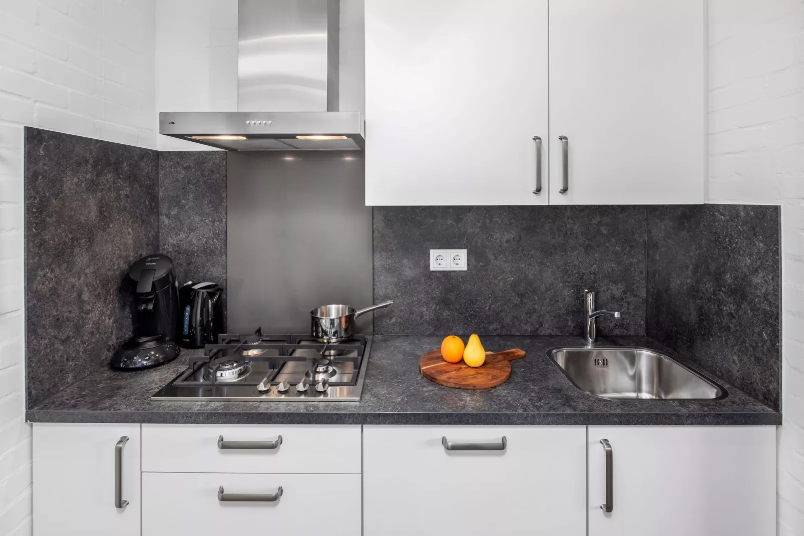 Aquadelta 34-Kitchen