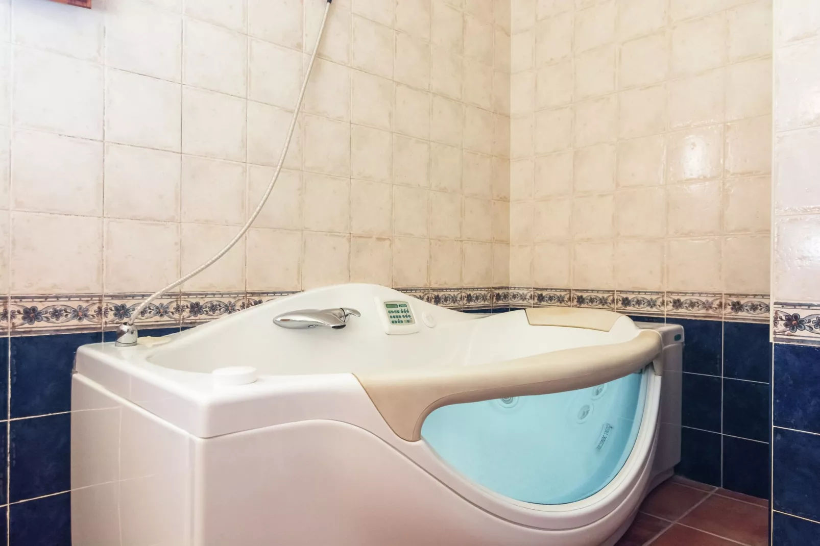 Can Toni-Bathroom