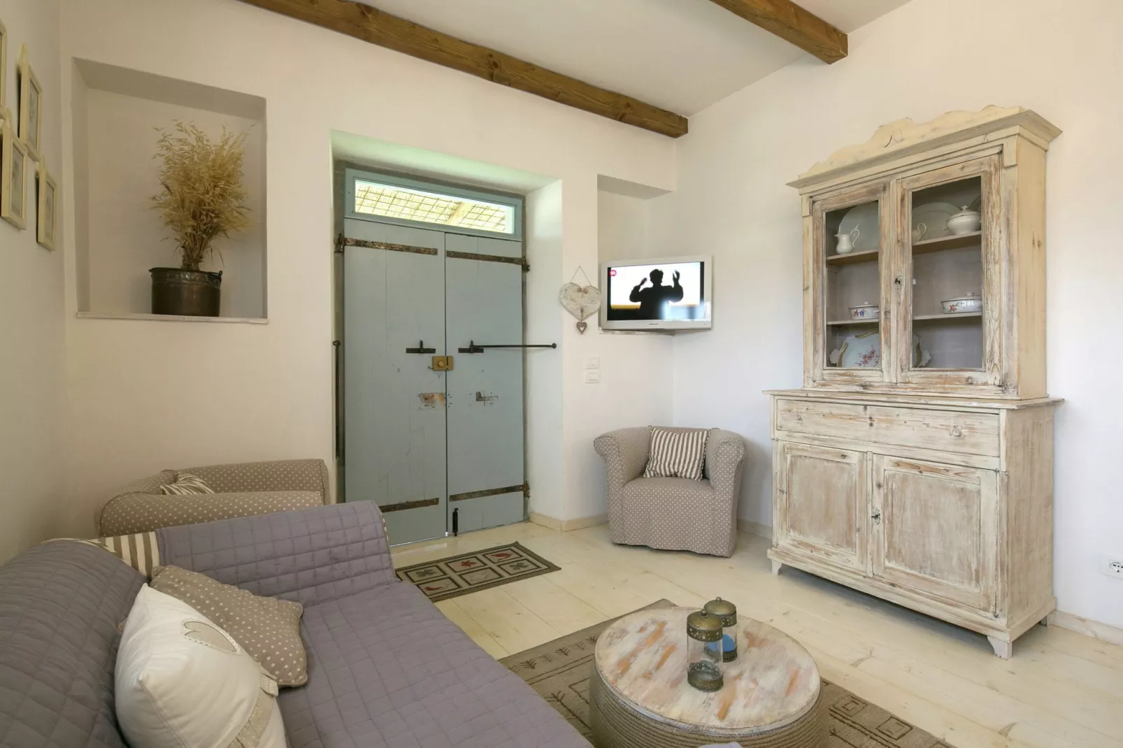 Nido-Living room