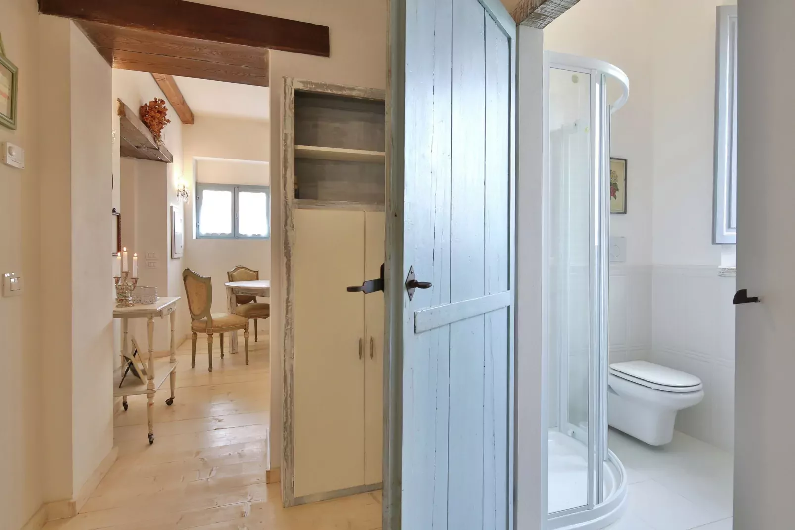Nido-Bathroom