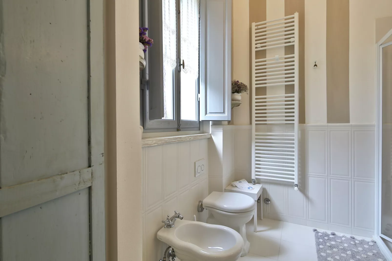 Nido-Bathroom