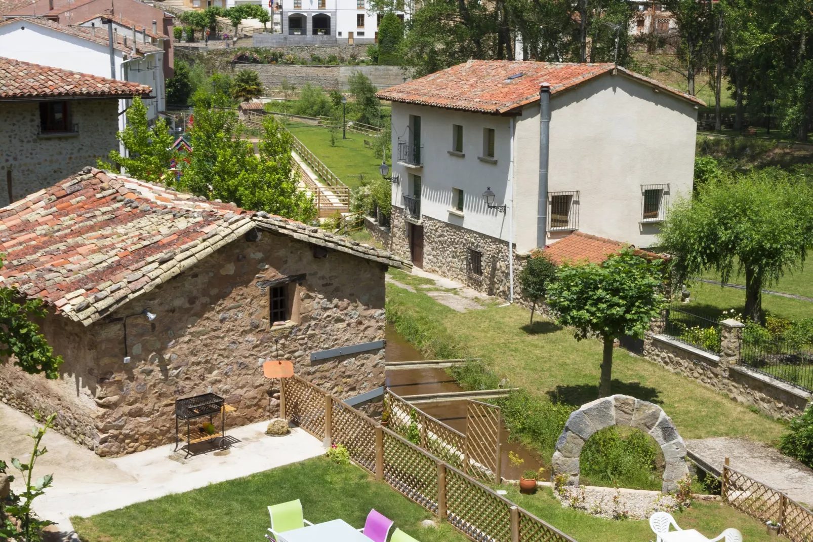 Villa Liquidámbar II-View summer