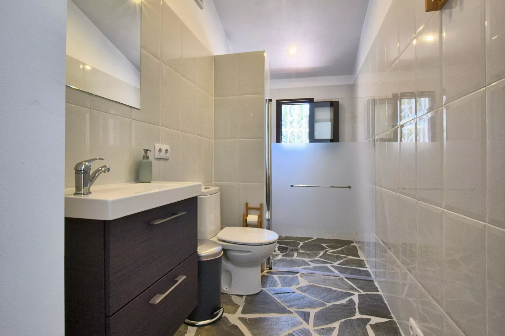 Villa Aurora-Bathroom