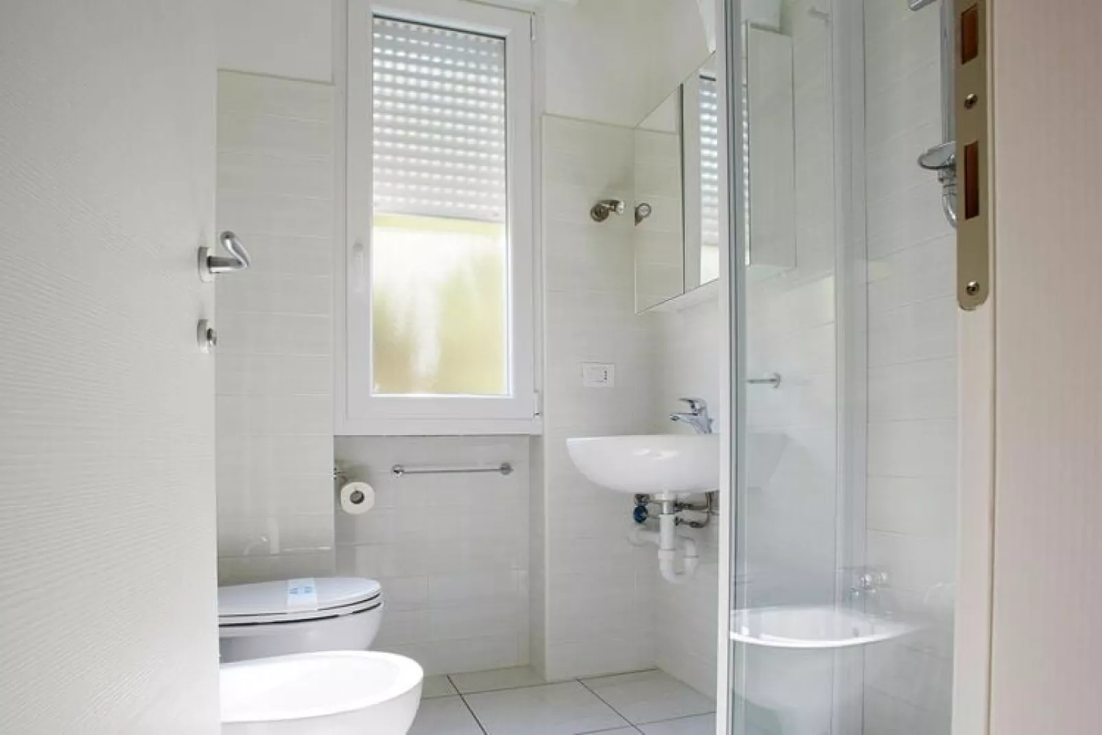Residence Miriam Pietra Ligure - B5 SUP/B5S renoviert in 2014-Bathroom