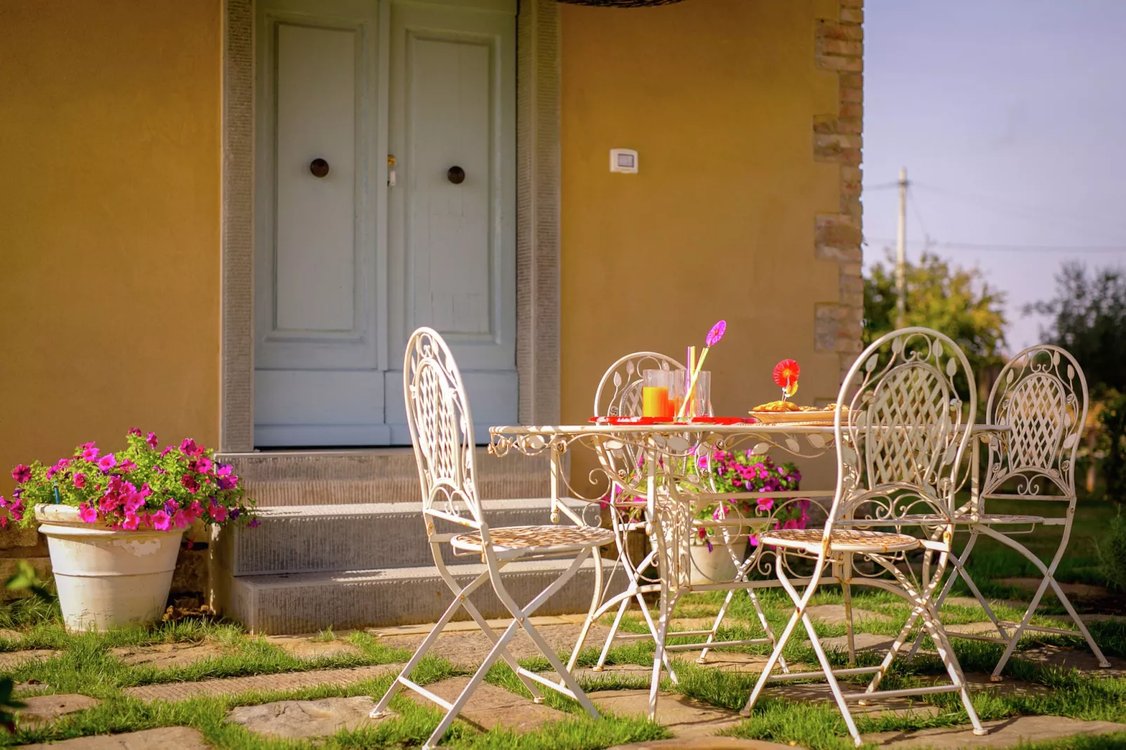 Nido-Terrace balcony