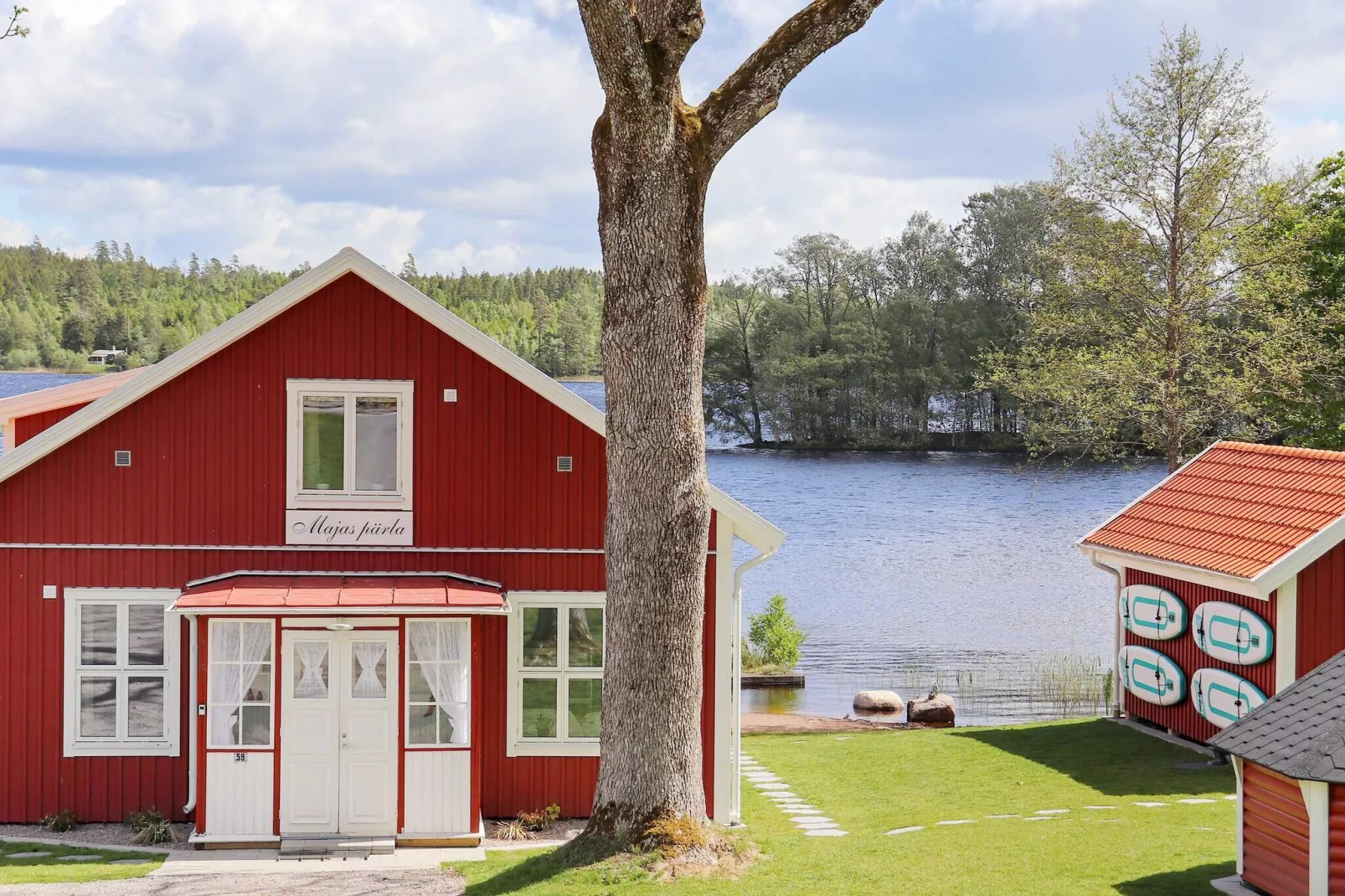 14 person holiday home in Unnaryd-By Traum