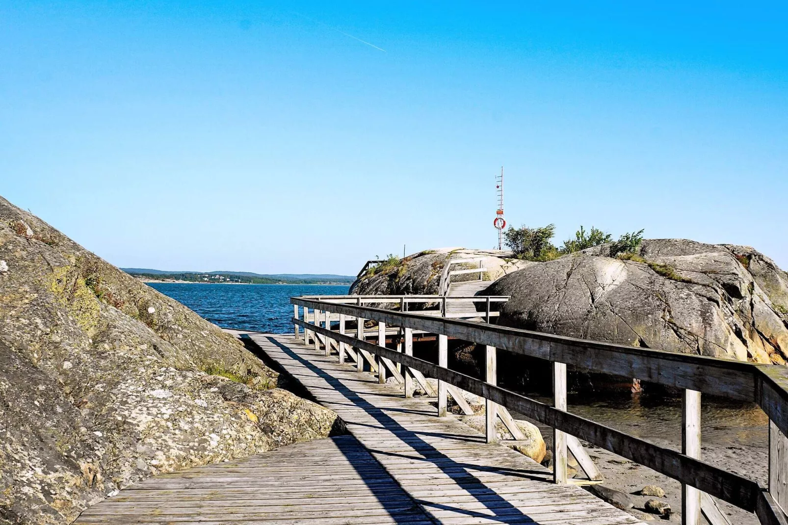 Seaside Charm in Hoviksnas-By Traum-Not tagged