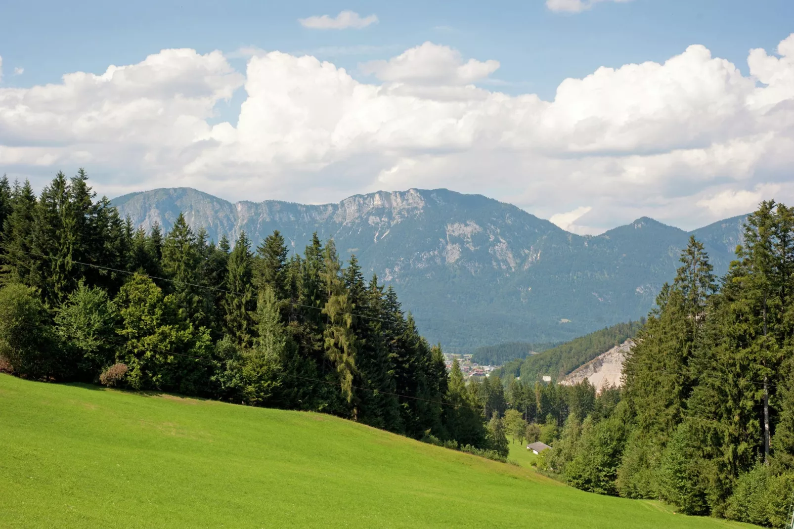 Chalet Catharina im Brixental-Gebiete Sommer 1 km