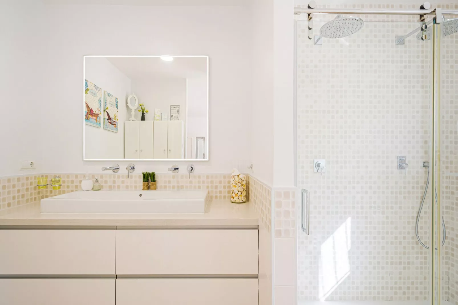 VILLA BUSOT-Bathroom