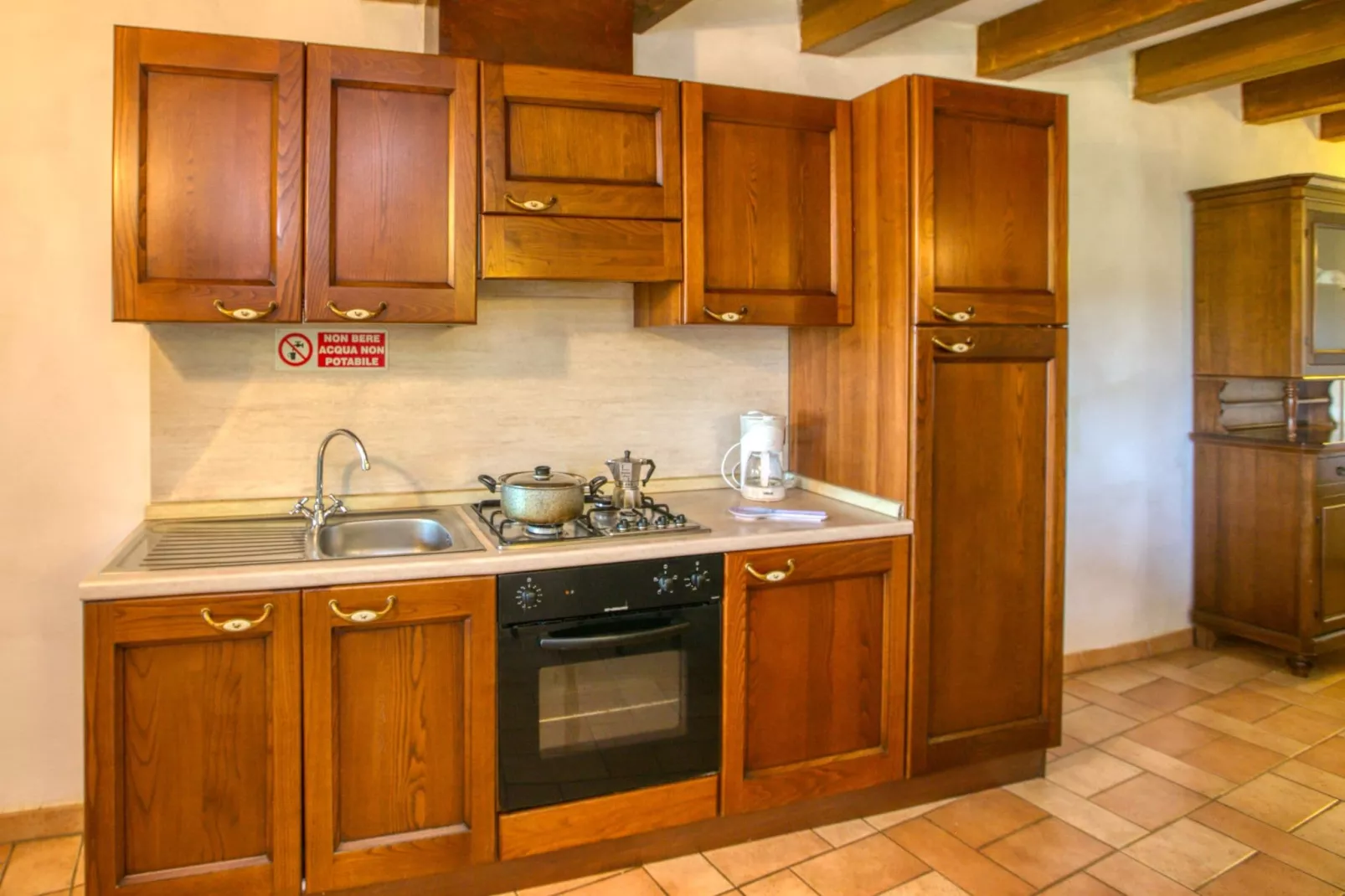 Borgo Uno-Kitchen