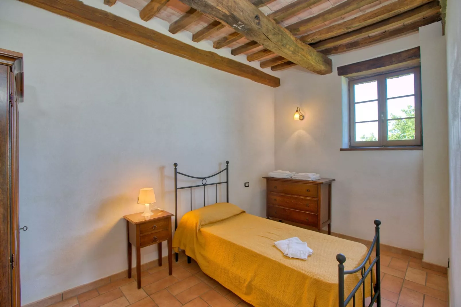 Borgo Uno-Bedroom