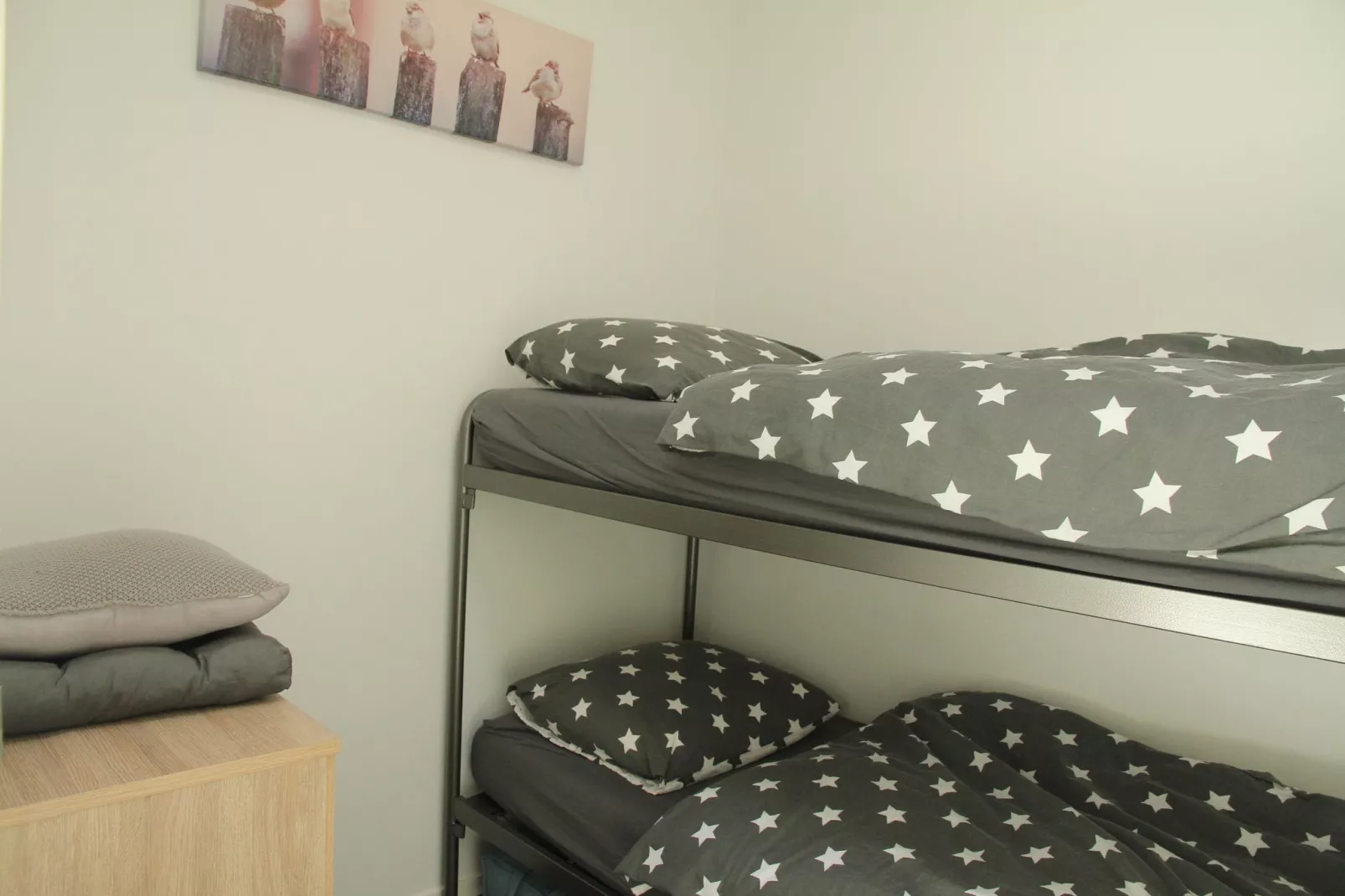 Aan de Friese Meren-Bedroom