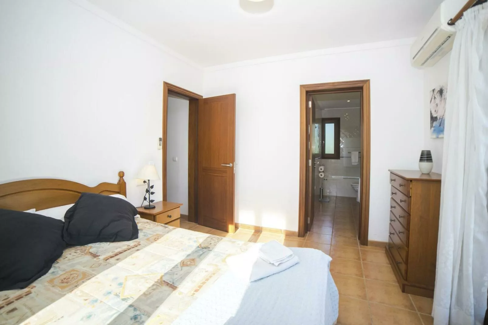 Can Ines-Bedroom