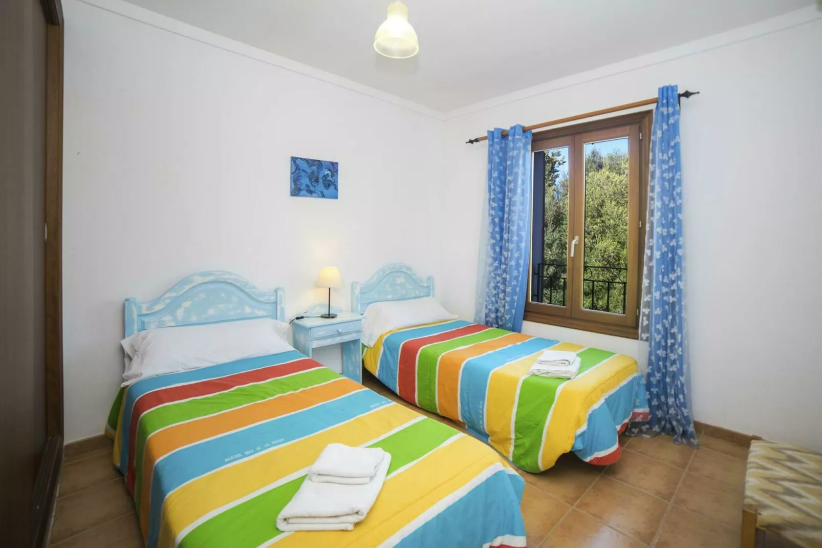 Can Ines-Bedroom