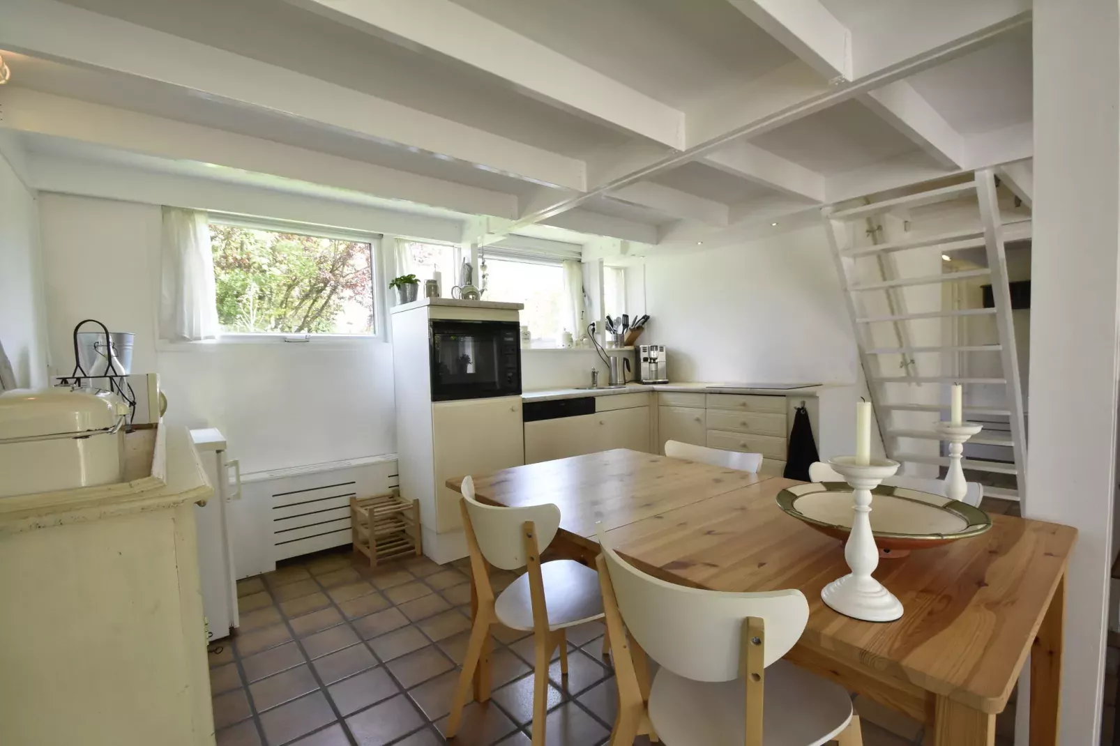 De Reker Zon-Dining room