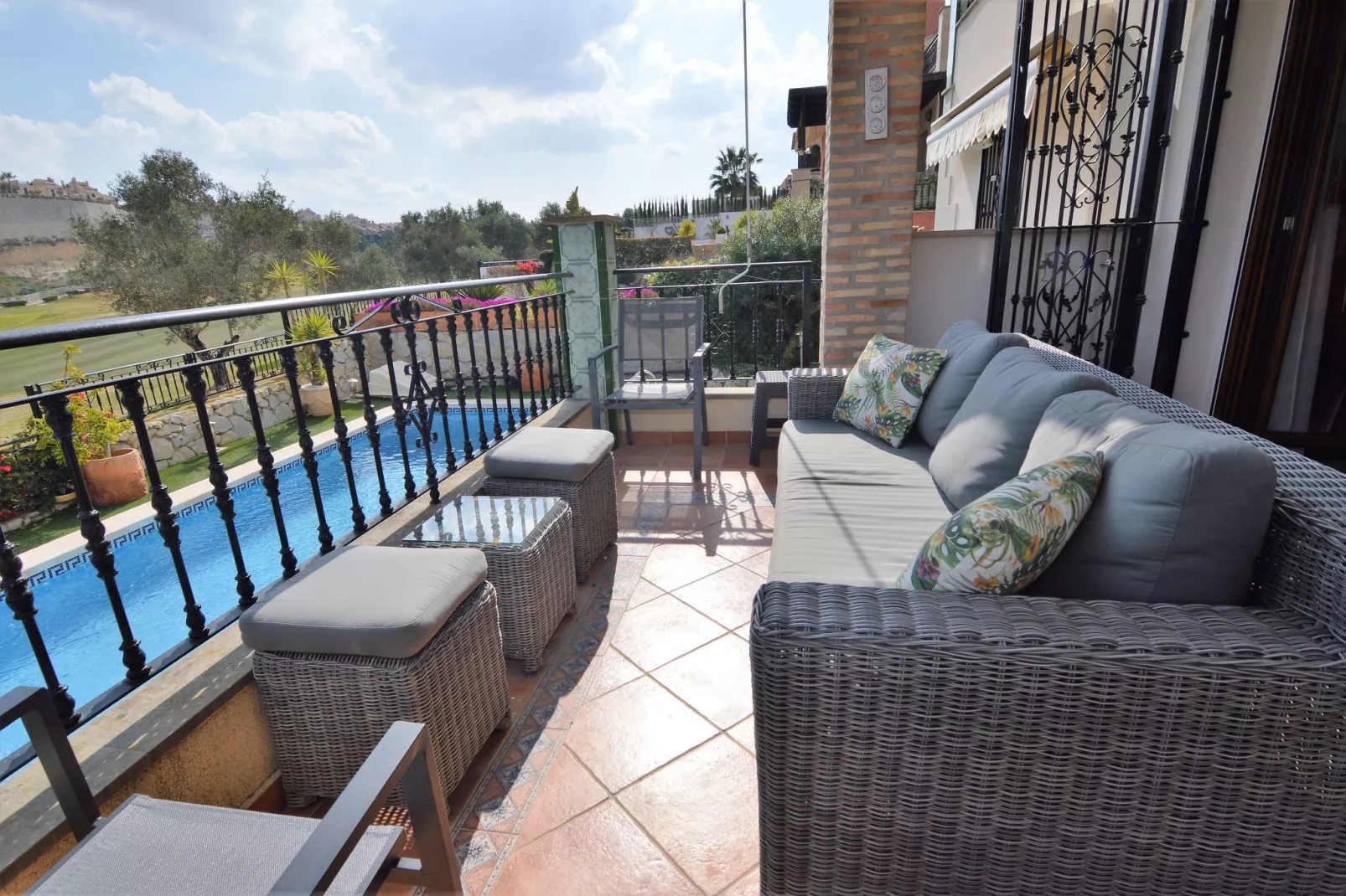 Villa Orange-Balcon-terrasse