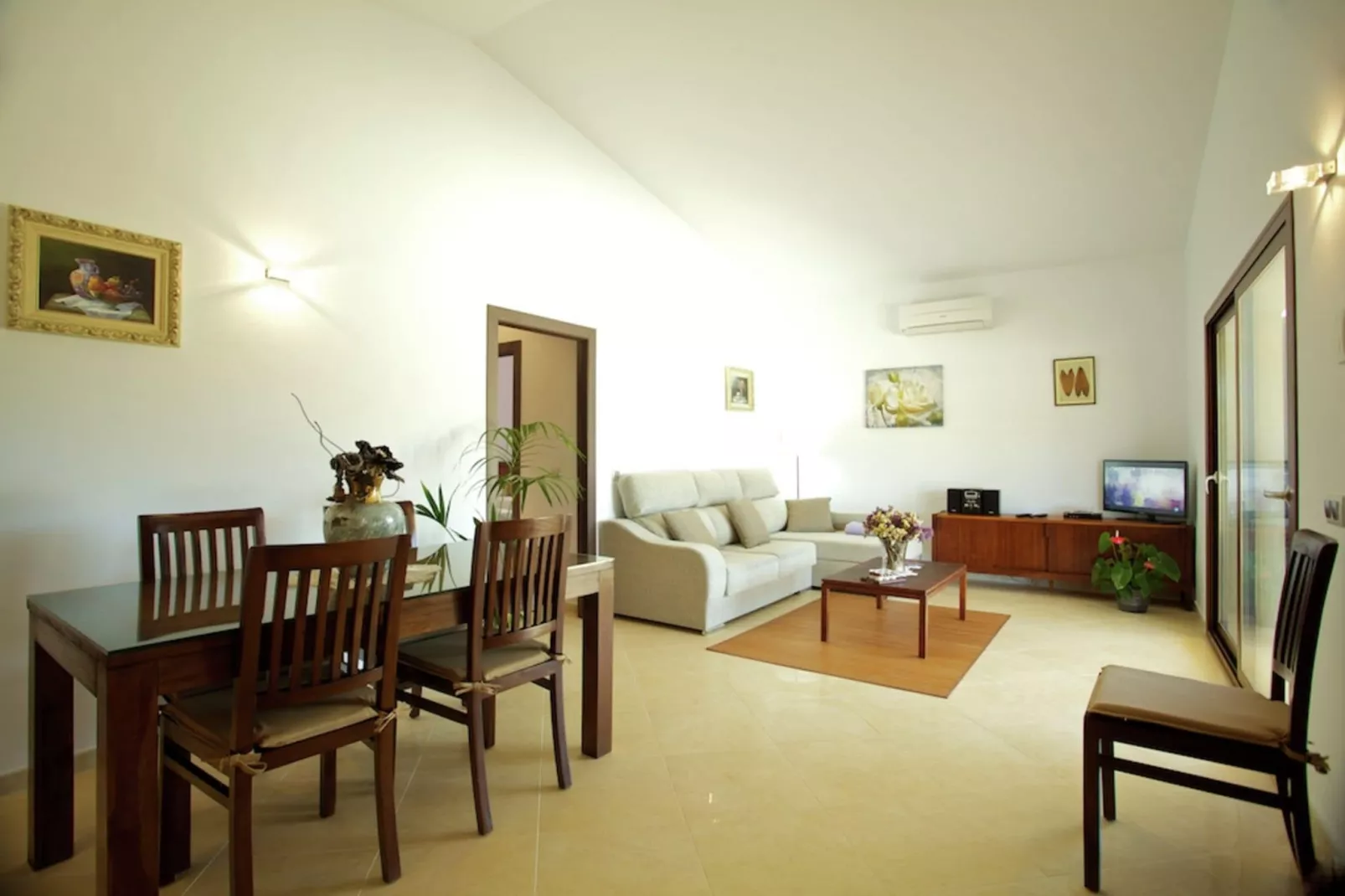 Can Melis-Dining room