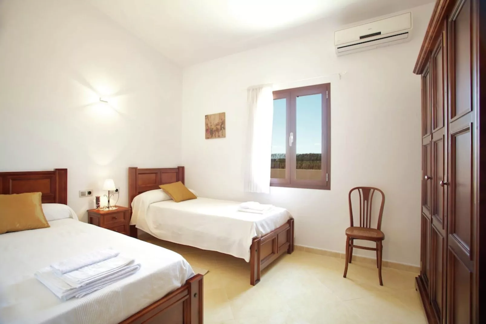 Can Melis-Bedroom