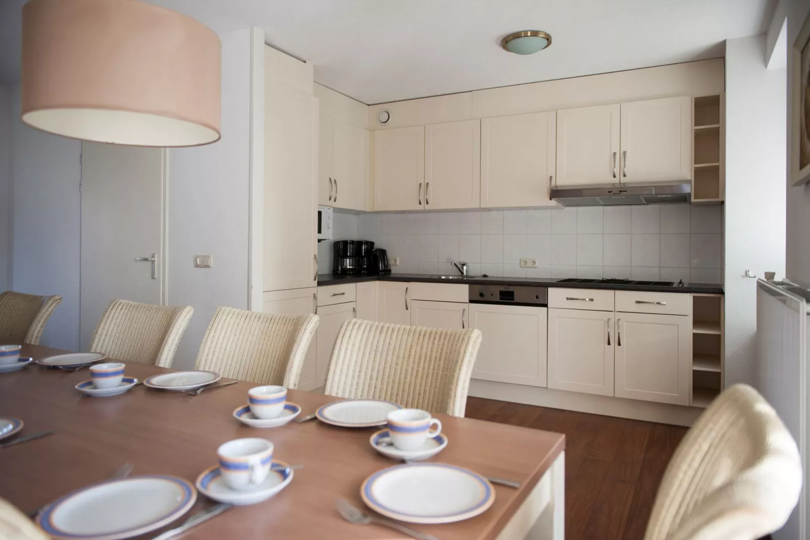 Aquadelta 38-Kitchen