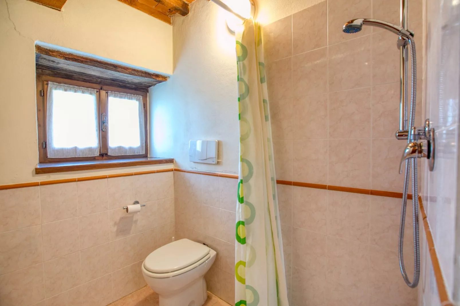 Borgo Due-Bathroom
