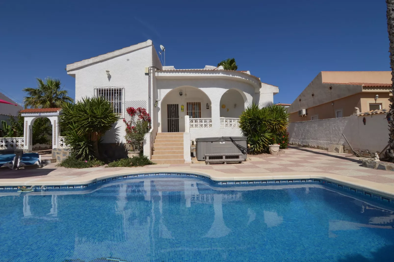 Casa Fien-Exterior summer
