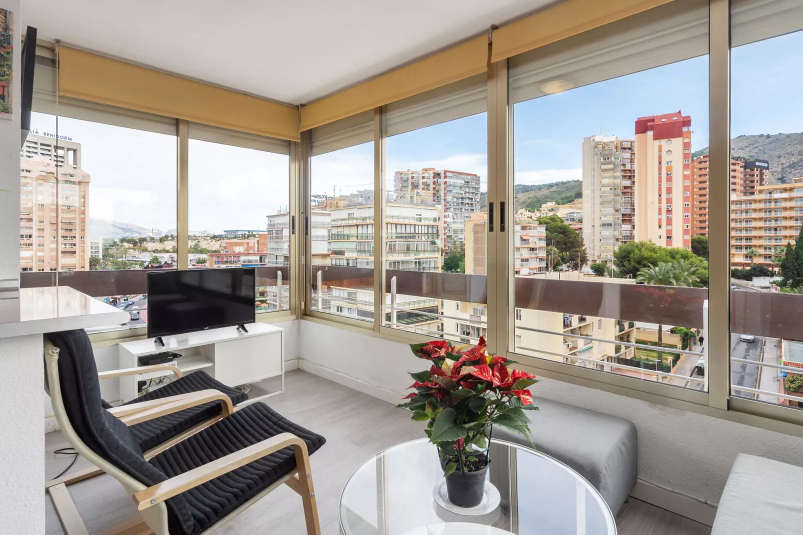 Benidorm-Exterior summer