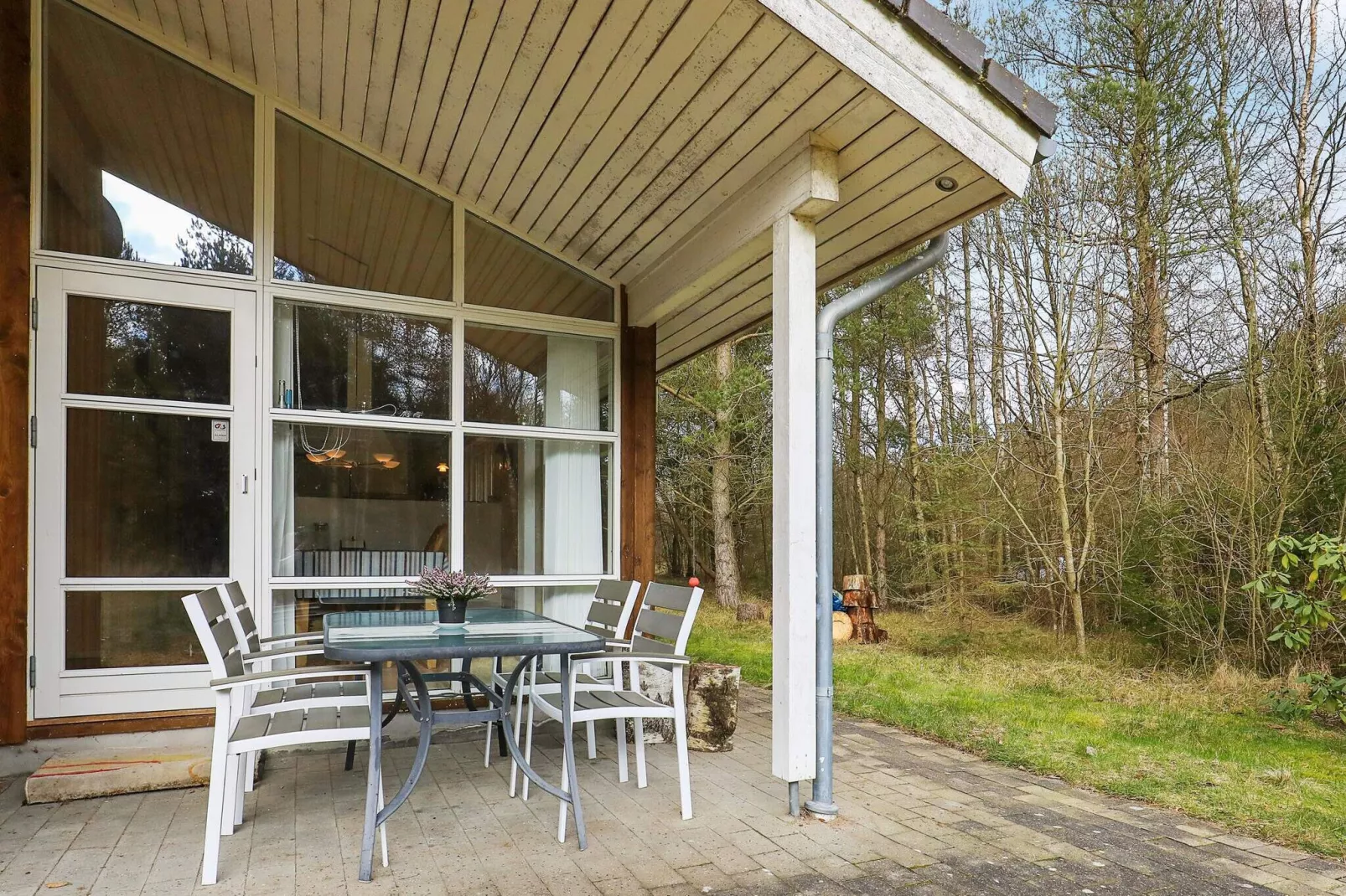 Bright Coastal Retreat in LyngsAY-By Traum