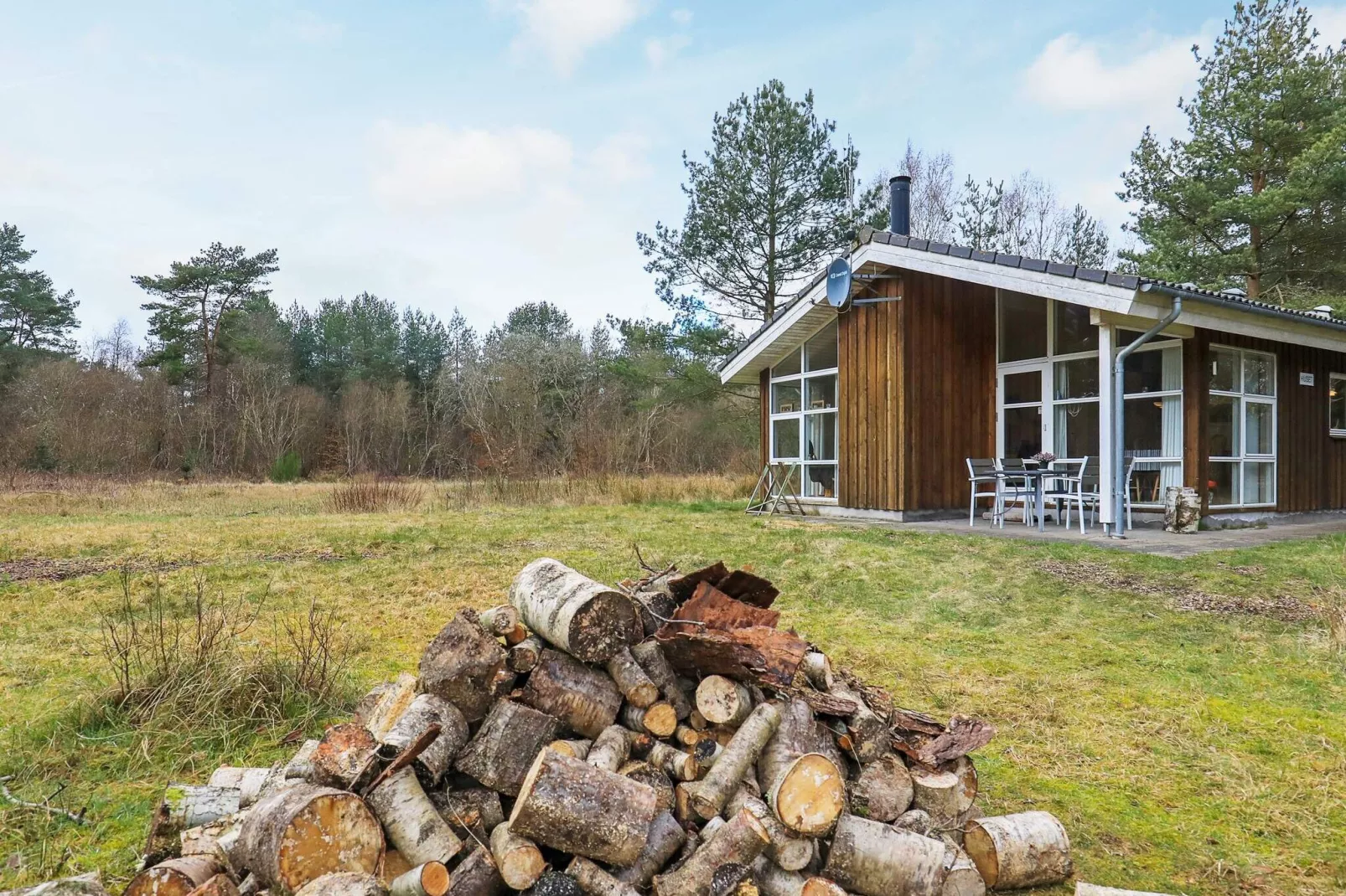 Bright Coastal Retreat in LyngsAY-By Traum-View
