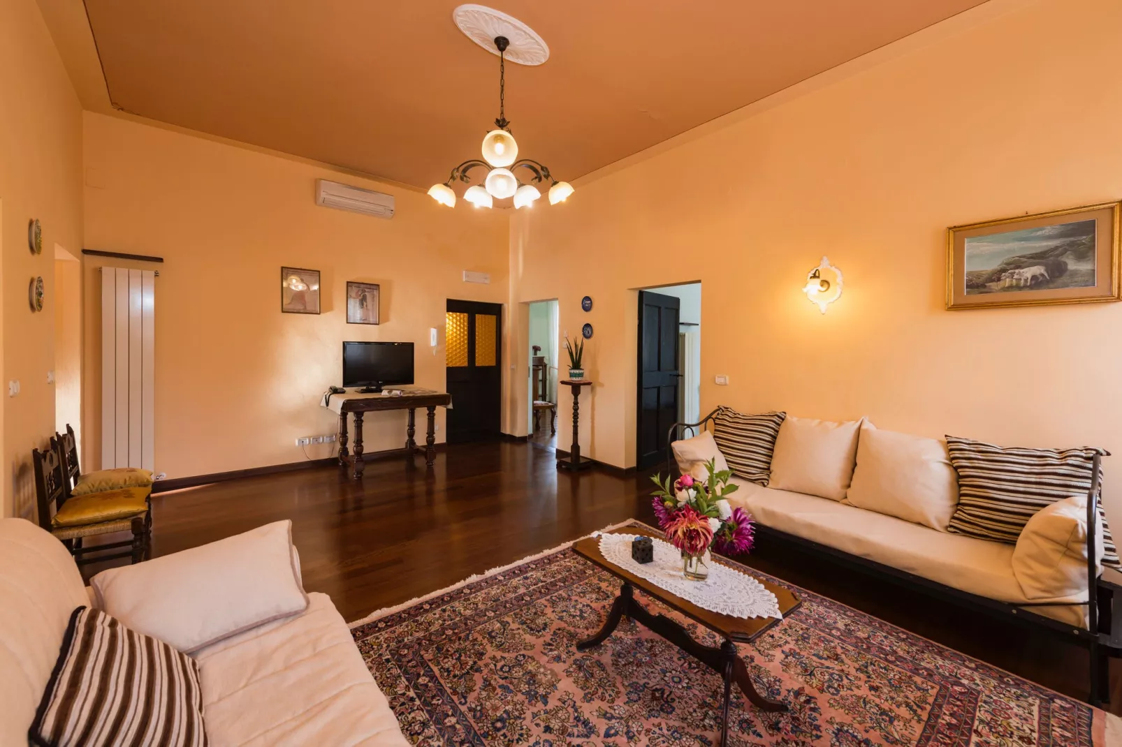 Palatre-Living room