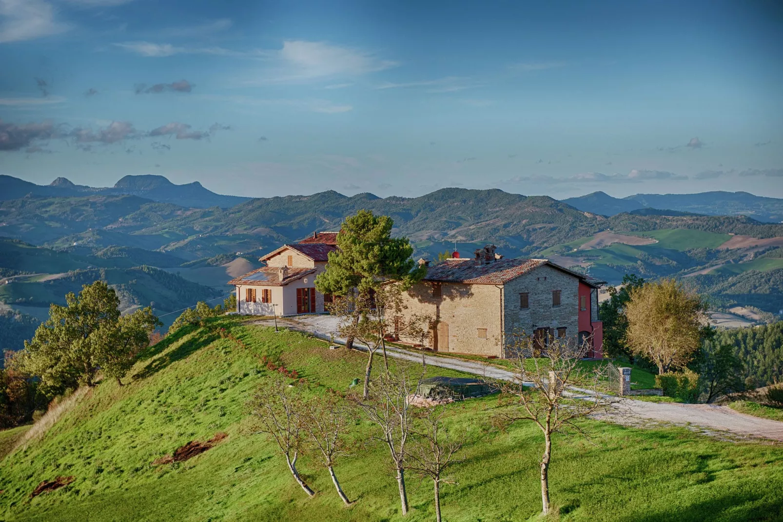 Borgo Quattro-Exterior summer