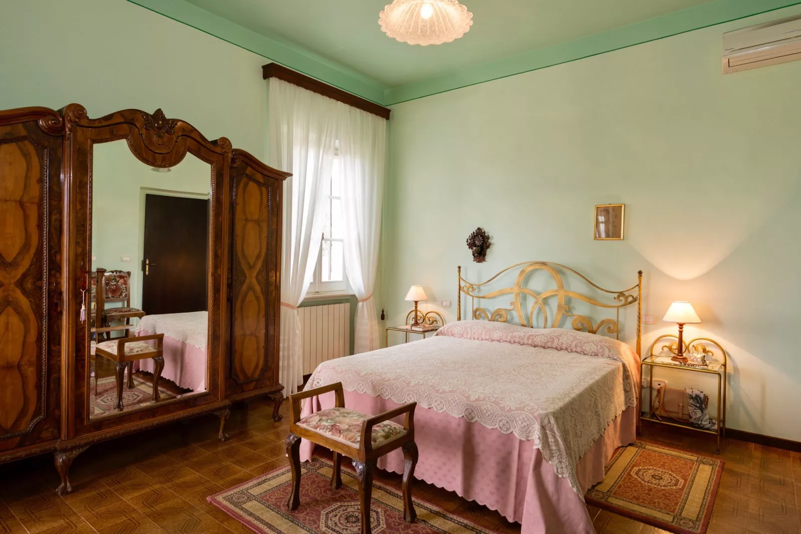 Palatre-Bedroom