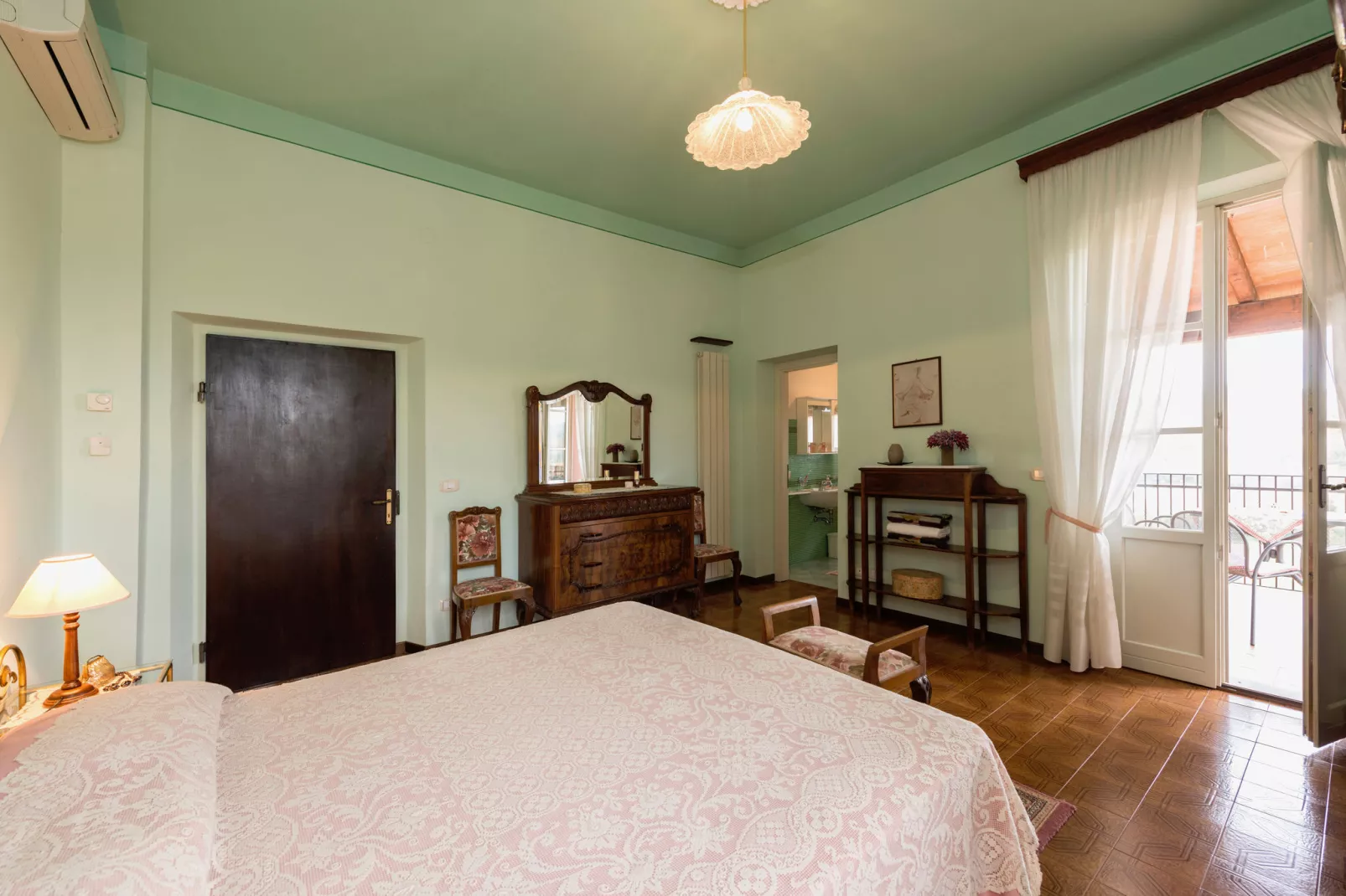Palatre-Bedroom