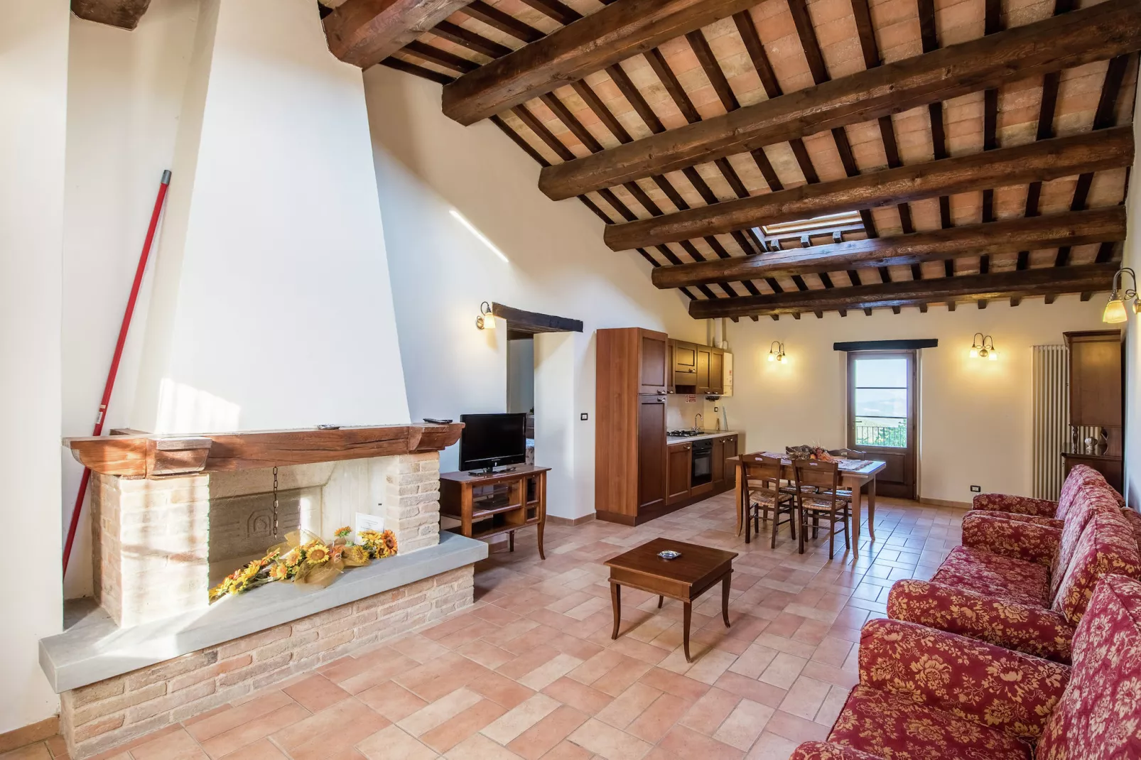 Borgo Quattro-Living room