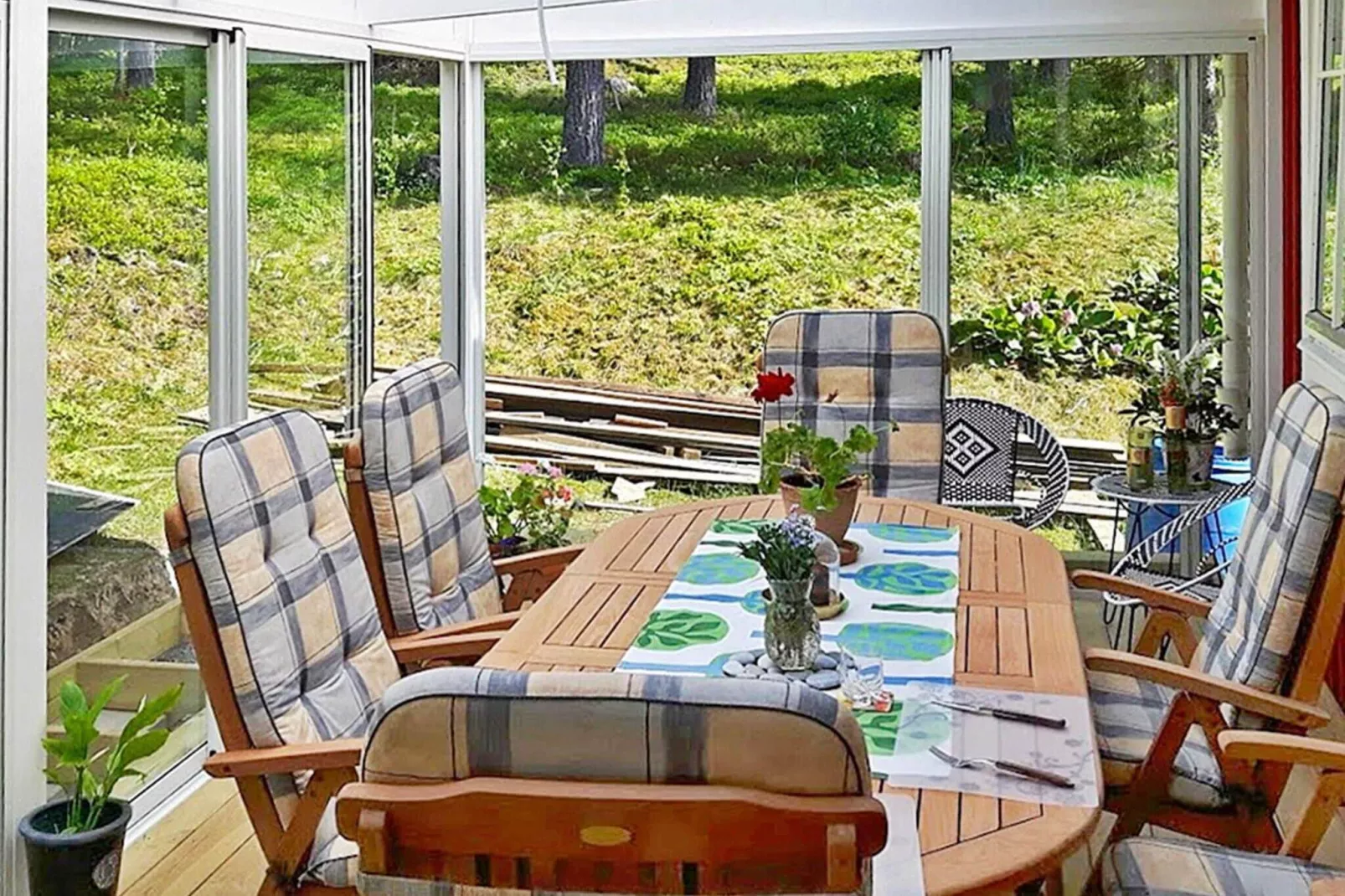 6 person holiday home in VäTö-Outdoor