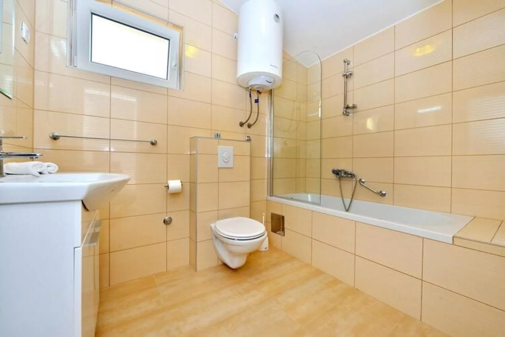 Holiday resort Vile Dalmacija, Preko-3-Raum-App., Classic 4+2, ca. 42 qm für 6 Pers.-Bathroom